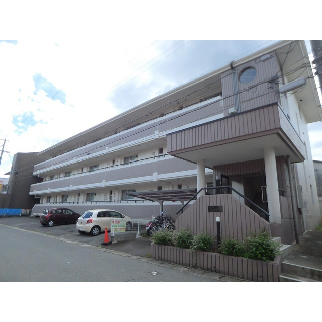 コーポリバーサイドの外観