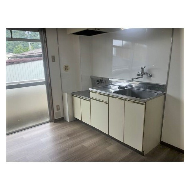 コーポリバーサイドのキッチン