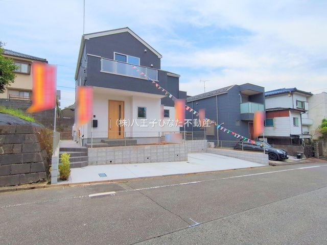 祝：成約済み　八王子市　絹ケ丘　新築戸建て　１０期の外観|～仲介手数料無料☆八王子ひなた不動産～　八王子市絹ケ丘　新築戸建て
