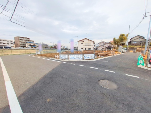 祝　成約済み　八王子市　大塚　新築戸建ての前面道路含む現地写真|～仲介手数料無料☆八王子ひなた不動産～　八王子市大塚　新築戸建て