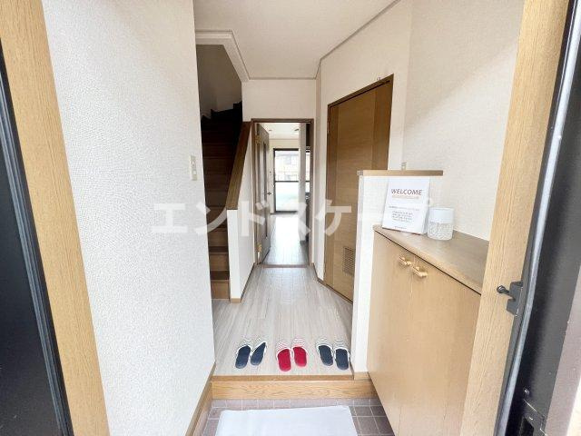 メゾネット南雲　Aの玄関|高崎、前橋エリアのお部屋探しはエンドスケープまで！お客様の理想お聞かせ下さい♪
内装の色が一部画像と異なる場合がございます。