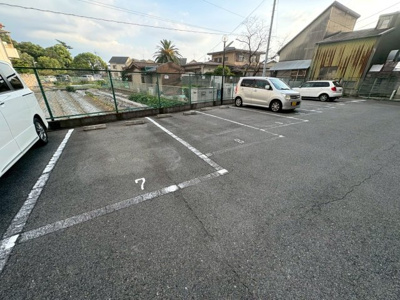 【駐車場】 | ルミエール藤井寺