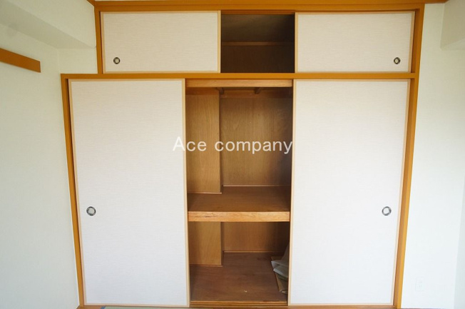 【収納】 | 流町ビューハイツ | 【和室6帖】の押入れです♪