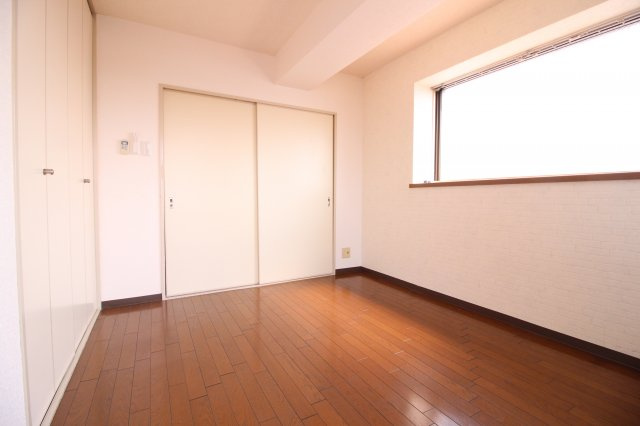 サンパレス２１垂水の寝室