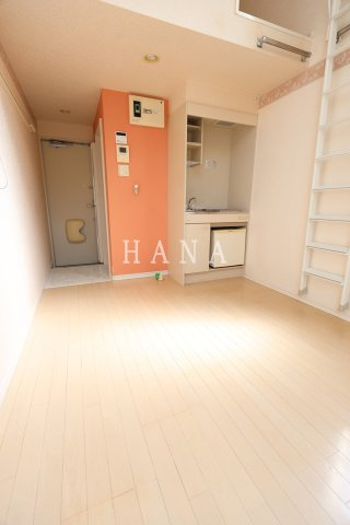 ユナイト黄金町エレーヌの杜の居間・リビング|同物件の参考写真です。