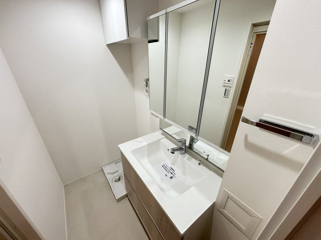 【独立洗面台】