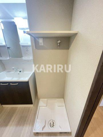 ArtizA京橋WESTの玄関