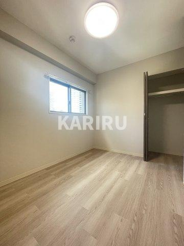 ArtizA京橋WESTの居間・リビング