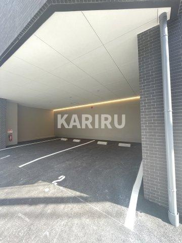 ArtizA京橋WESTの駐車場