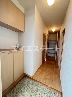 【玄関】 | メゾンボヌールA