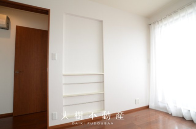 【洋室】 | 綾瀬市深谷中６丁目　中古戸建て【仲介手数料無料】 | 2階　洋室1（5.2帖）