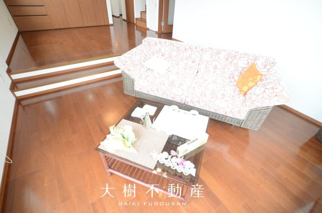 【居間・リビング】 | 綾瀬市深谷中６丁目　中古戸建て【仲介手数料無料】