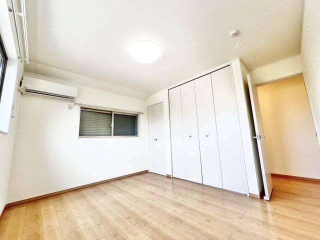 サンライズ四街道の洋室