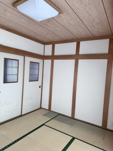 和泉市王子町戸建の和室|明るい和室です