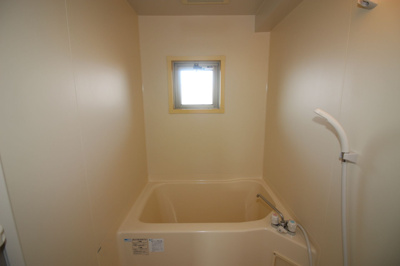 【浴室】 | メイワコンチネンタル | 現況優先です。