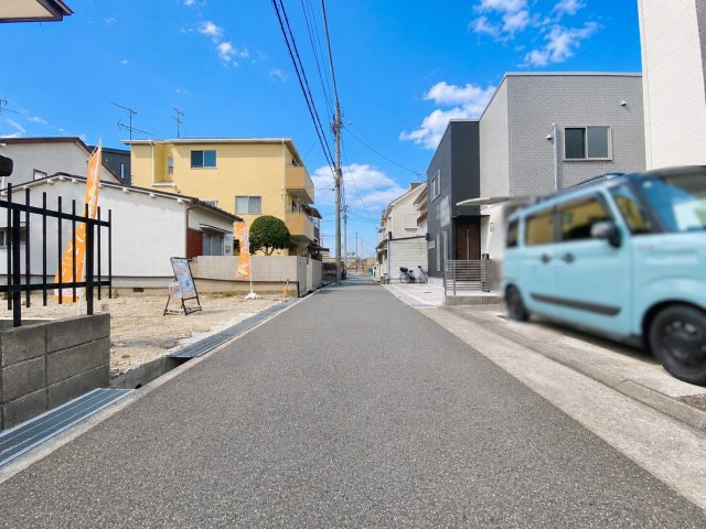 宝塚市美幸町の前面道路含む現地写真|物件の周辺環境の説明から他の気になる物件なども一緒にご案内可能です！
お迎えも可能ですのでお気軽にお問い合わせください！