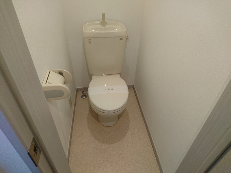 ゆったりとした空間のトイレです