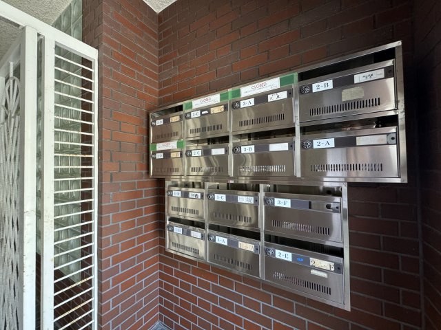 グレースハイム上住吉のエントランス