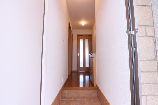 アイリスプレイスの玄関