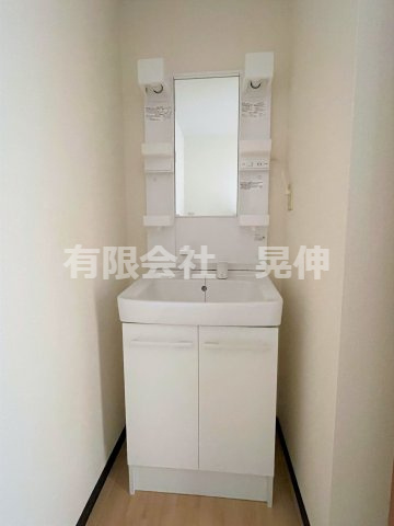 セルアーモ栄井の洗面所