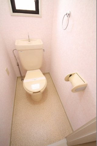 コーポすみれのトイレ|※お部屋により仕様が異なる場合があります※