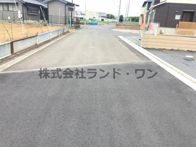 【前面道路含む現地写真】 | 所沢市上新井2丁目　全7区画　2区画