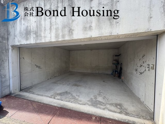 住友不動産施工・JRと山陽の２WAY可能・太寺　良質戸建の駐車場