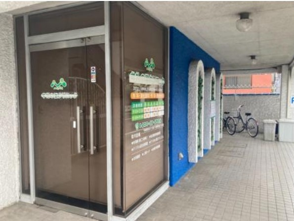 【エントランス】 | 三鷹台徒歩15分 貸店舗 1階 23.5坪 医療診療所居抜き