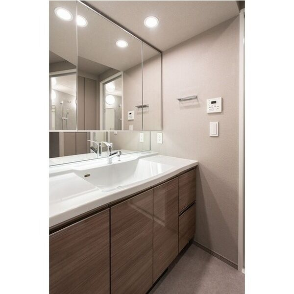 台東区東上野６丁目の賃貸マンション