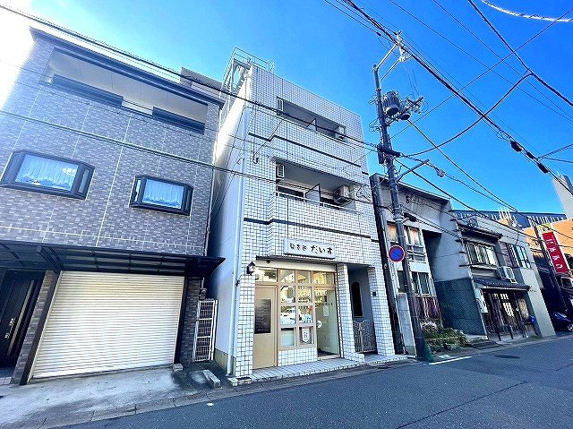 ハイツ・シロの外観