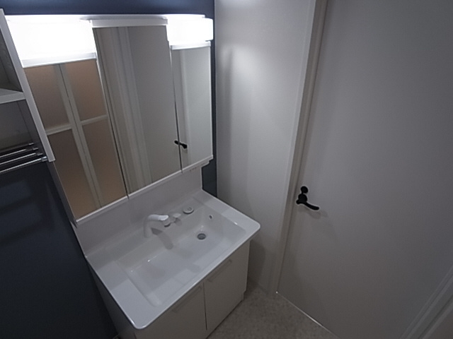 神戸市須磨区須磨本町１丁目の賃貸マンションの洗面所|シャンプードレッサー