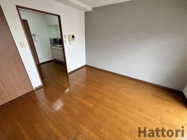 フローライト蛍池の居間・リビング