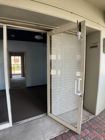 L19のエントランス