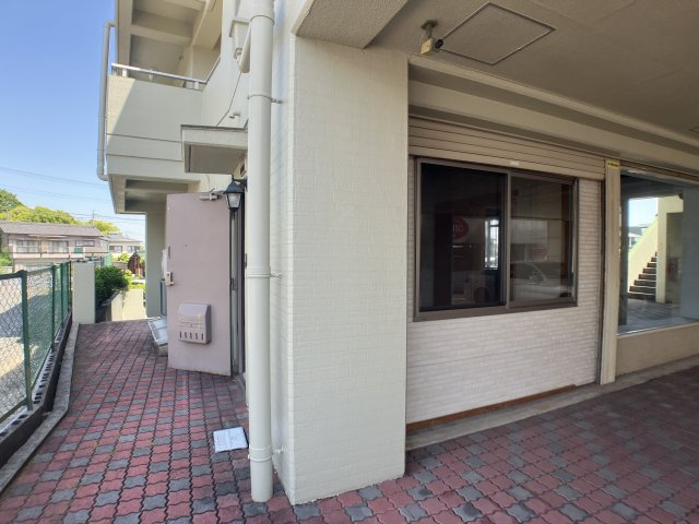 L19のエントランス