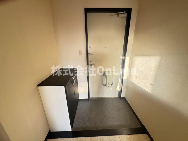 【玄関】 | アームスコート若江岩田