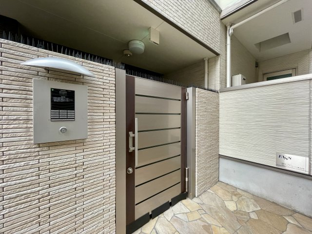 フジパレス長居のエントランス