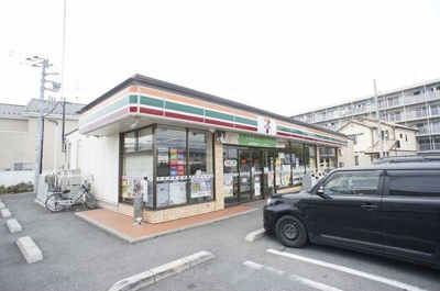 【周辺】 | レジデンスｎｏａ | セブン・イレブン野田七光台店まで450m