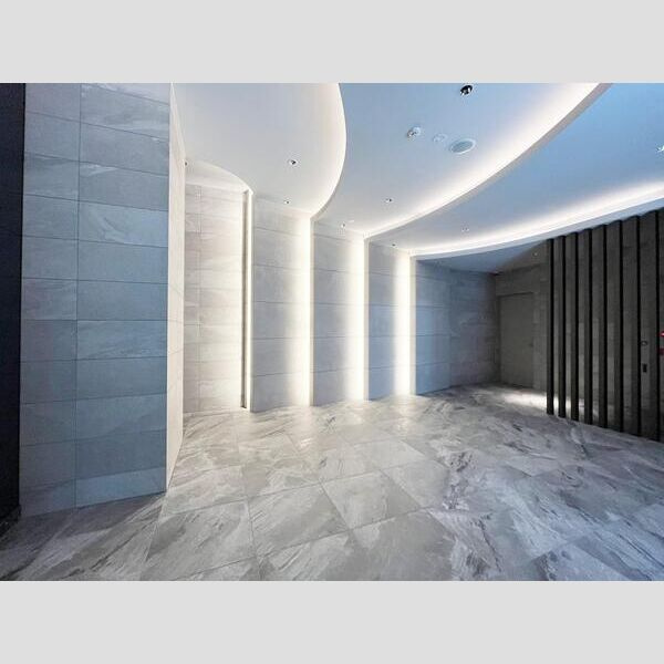 S-RESIDENCE高井田beletaのロビー