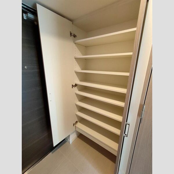 S-RESIDENCE高井田beletaの収納