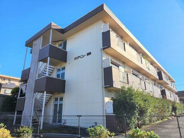 サンアベニュー師岡の外観