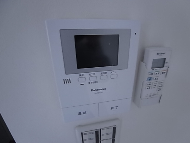 神戸市兵庫区西出町２丁目のアパートのセキュリティ|TV付インターフォン