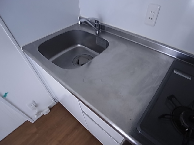 神戸市兵庫区西出町２丁目のアパート