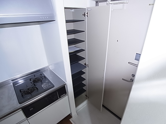 神戸市兵庫区西出町２丁目のアパート