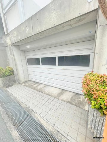 M緑地　仲介手数料無料の駐車場