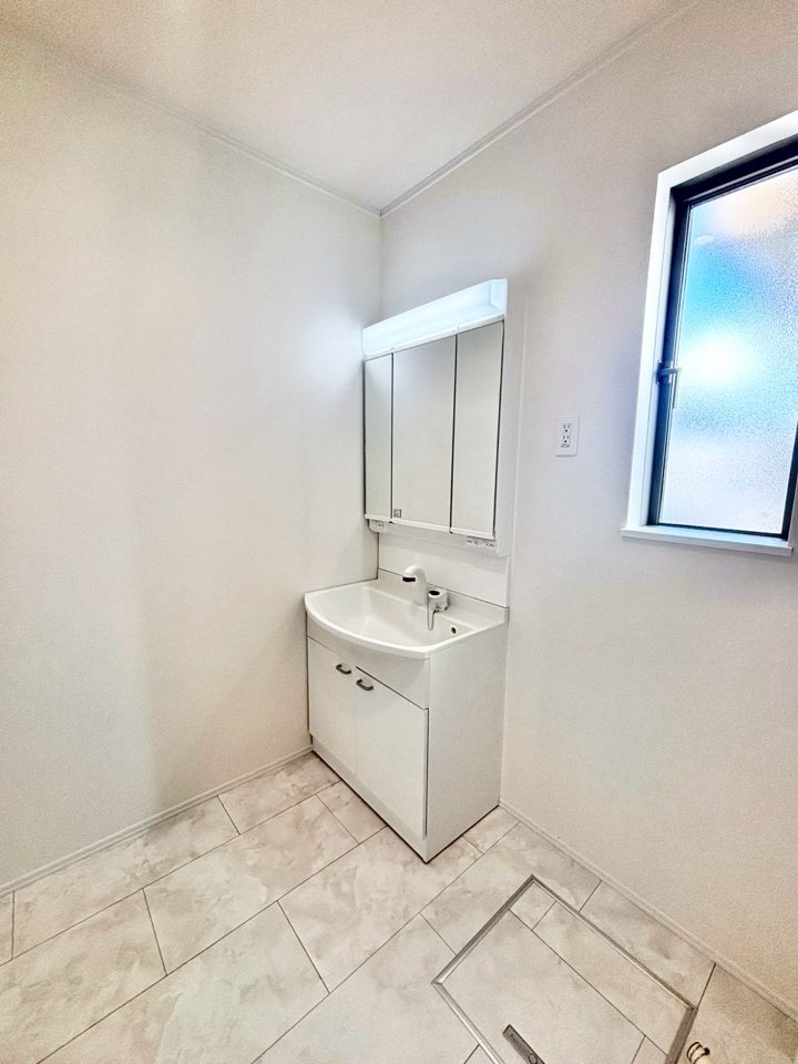 ハートフルタウンみよし市三好町西ノ木戸　全2棟　新築戸建の独立洗面台