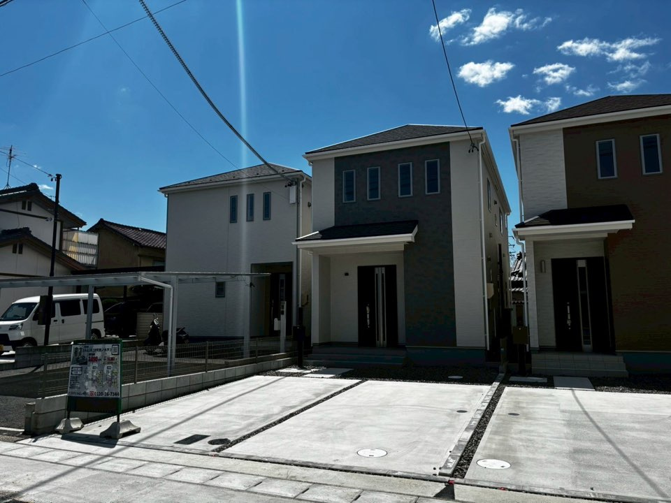 ハートフルタウンみよし市三好町西ノ木戸　全2棟　新築戸建の前面道路含む現地写真