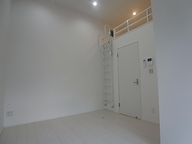 神戸市須磨区中島町３丁目のアパート