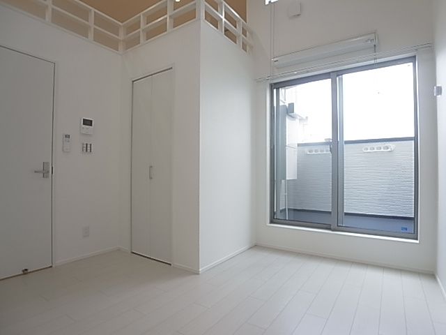 神戸市須磨区中島町３丁目のアパートの居間・リビング|リビング