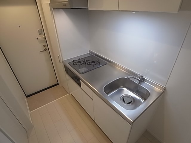 神戸市須磨区中島町３丁目のアパートのキッチン|システムキッチン（ガス２口）