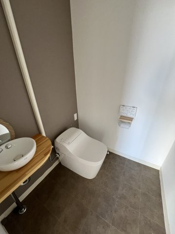 北園マンション　テナントのトイレ